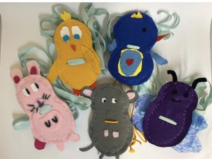 Gummihüpftiere handnähen und Applikation Klasse 2 Gummihüpftiere handnähen und Applikation Klasse 2